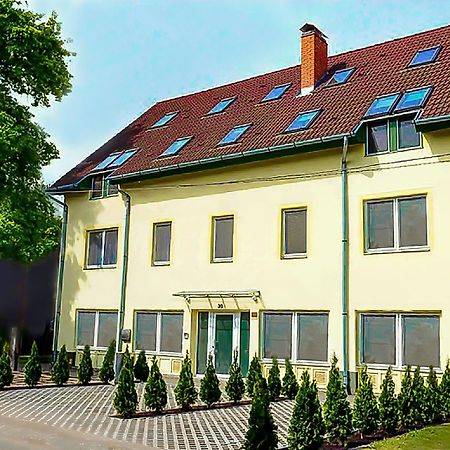 Nexus Vendeghaz Szeged Aparthotel Luaran gambar