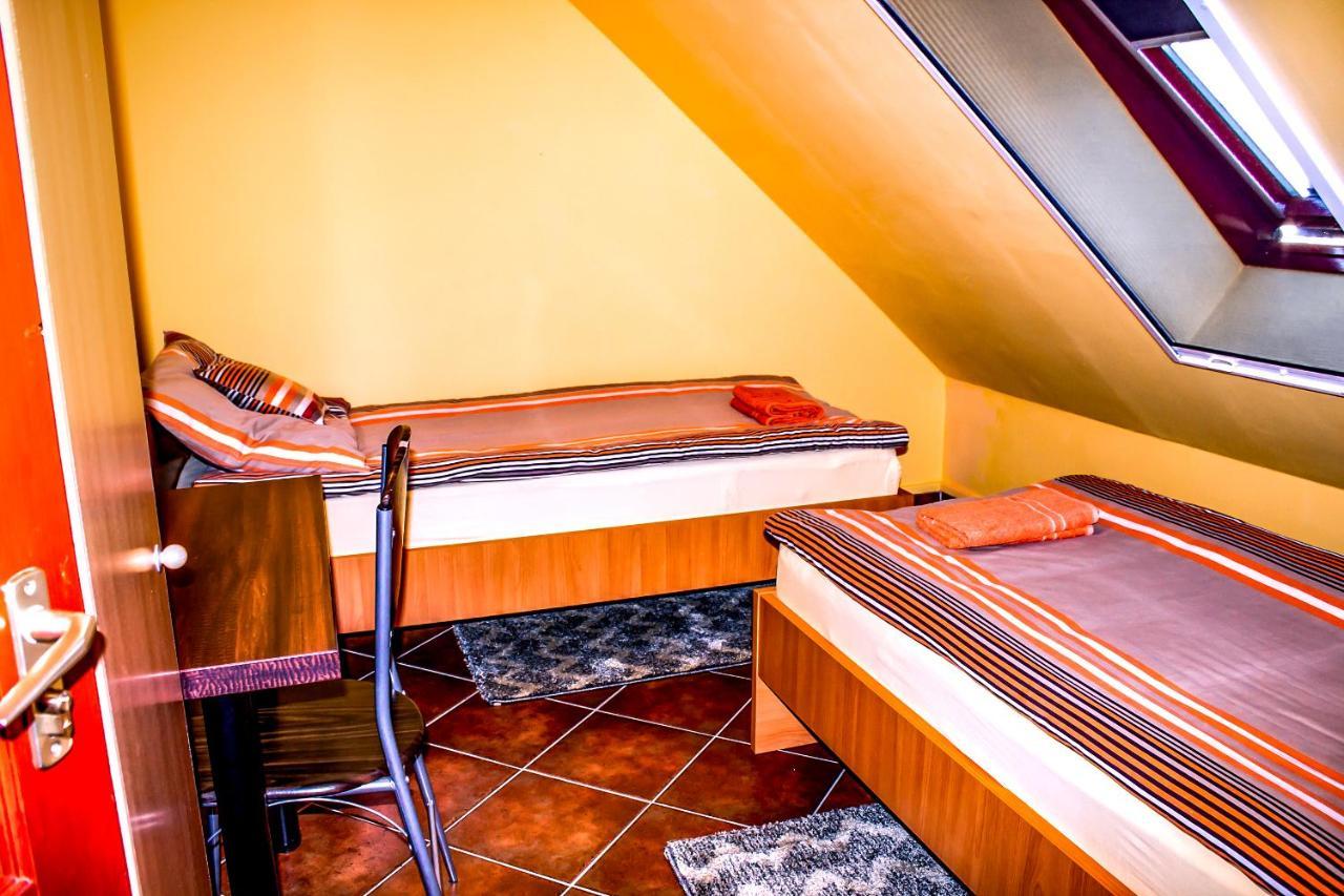 Nexus Vendeghaz Szeged Aparthotel Luaran gambar